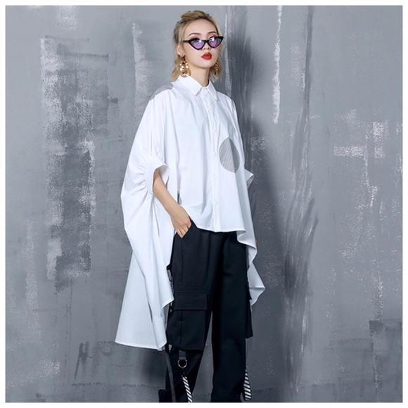 The Cilla Black & White Oversize Top - Picture 3 of 6